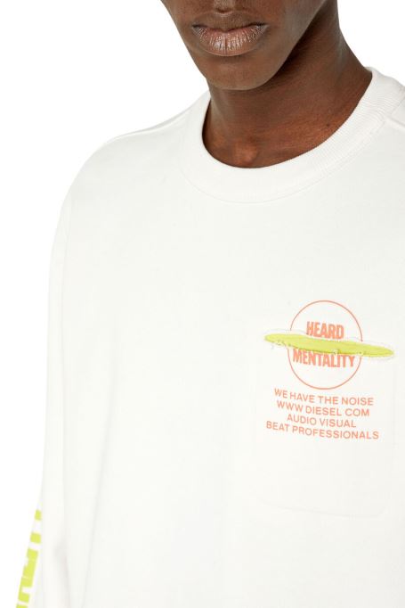 エスガウチ ディーゼルホワイト