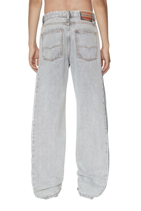 1955 007f8 ストレートジーンズ ディーゼル ライトグレー