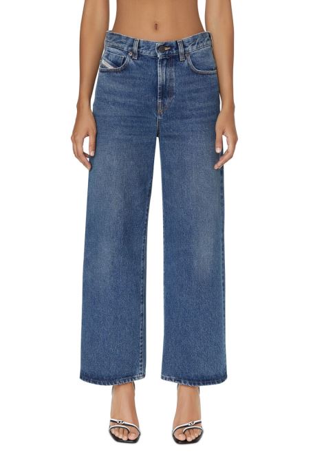 ディーゼル 2000 007e5 ブーツカットとフレア ジーンズ ミディアム ブルー