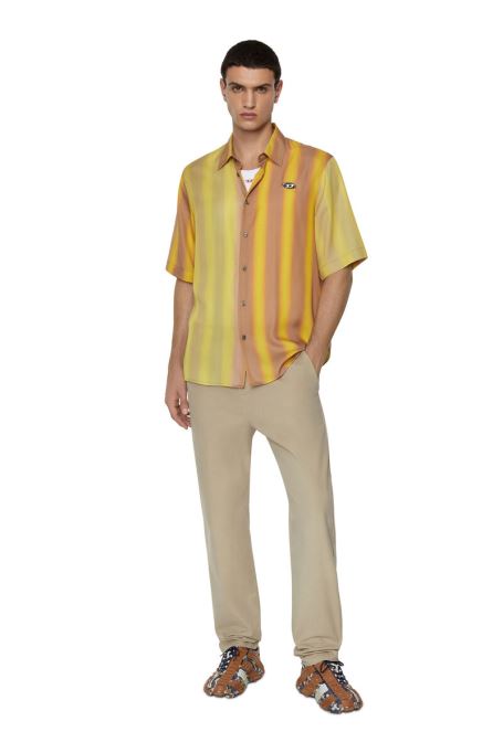 P-ローリー ディーゼル ベージュ