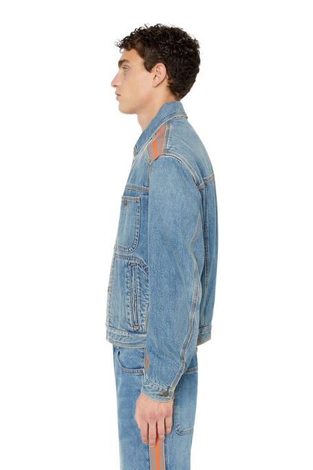 ライトブルーのd-basディーゼル