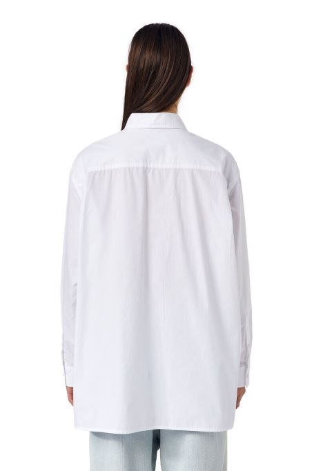 ホワイト C-ブルース-a ディーゼル