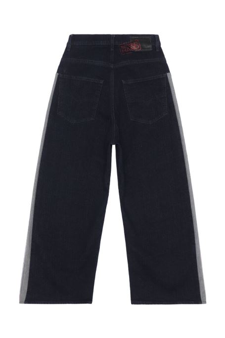 ディーゼルアリダークブルー