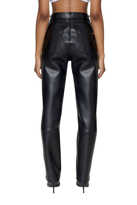 P-arcy-a ディーゼル ブラック