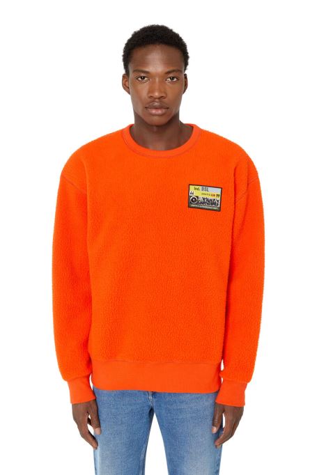 オレンジ色の S-mast-rev ディーゼル