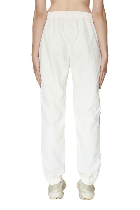 Awwb-sweang-ht25 ディーゼルホワイト