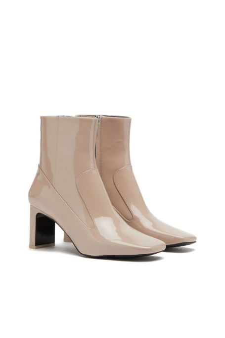 ベージュ D-ミレニア ディーゼル