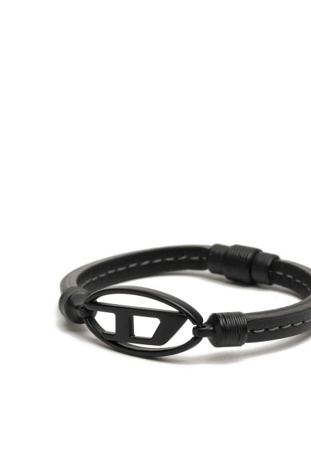 アダム ディーゼル ブラック