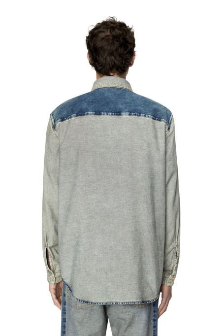 ミディアムブルーのディーゼル D-simply-sp1