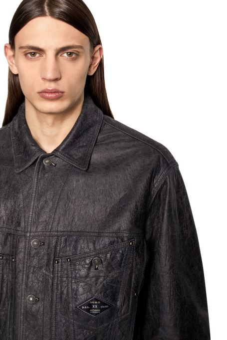 ディーゼル L-マット ブラック