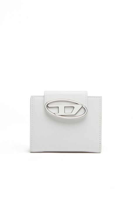 カミーユ ディーゼルホワイト