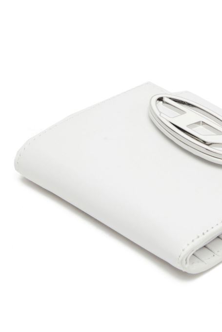 カミーユ ディーゼルホワイト