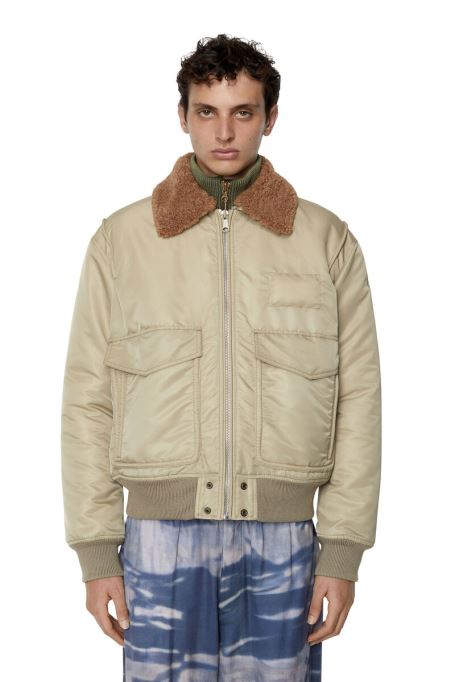 ベージュの W-carlo-nw ディーゼル