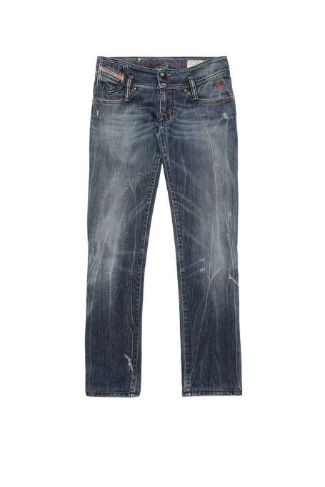 ダークブルーのディーゼルマチック