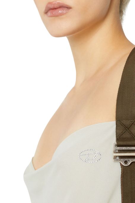 ライトグレー ディーゼル T-レイラ