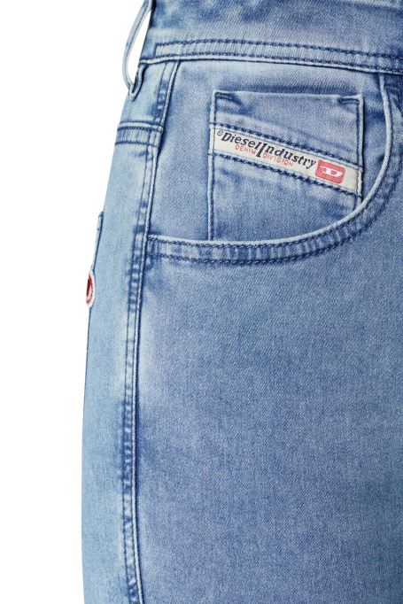 ライトブルー ディーゼル スランディ ジョグジーンズ 069yn スーパースキニー