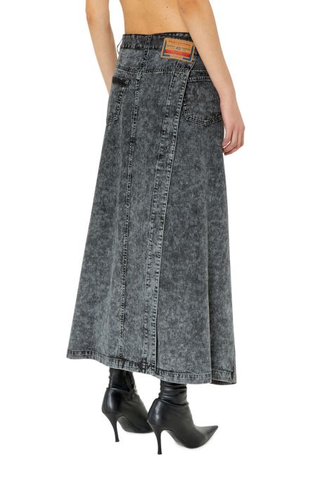 オーティナ ディーゼル ブラック