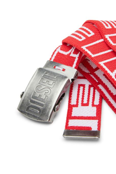 ディーゼルビービーレッド