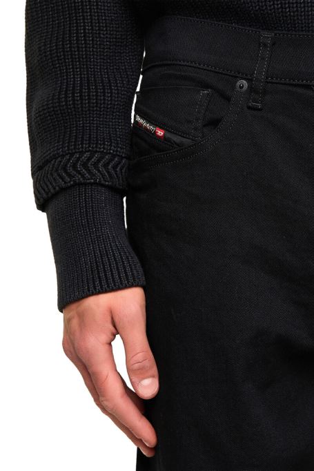 ブラック/ダークグレー ディーゼル 2005 D-fining 0688h テーパード ジーンズ