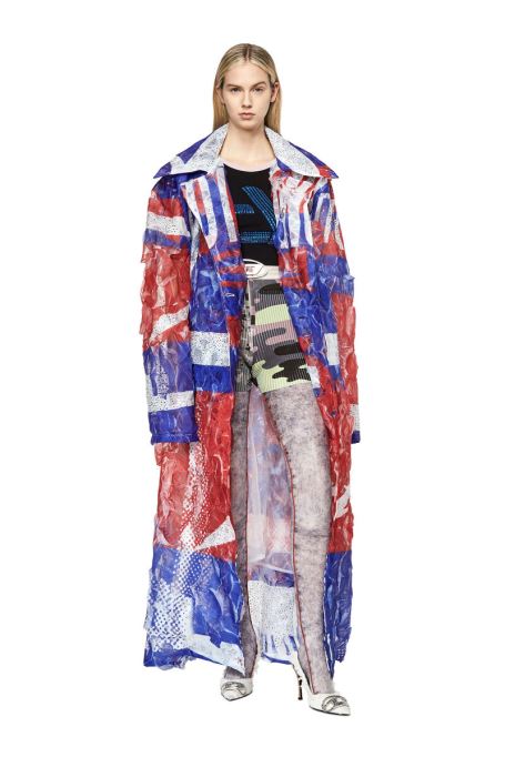 赤/青の G-caris ディーゼル