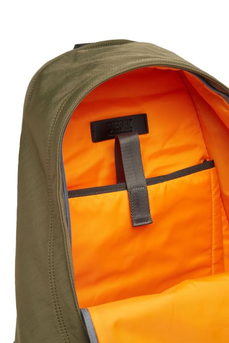 グリーンオリーブ ディーゼルレイブ バックパック X