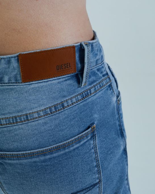 ブルーハリステーパードライトブルーディーゼル