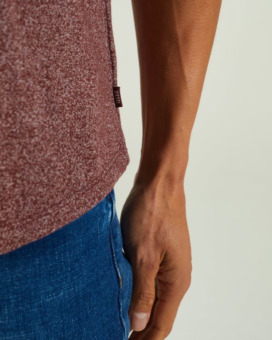 赤いラファエル ティー ヴィンヤード ディーゼル