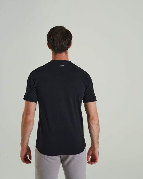 ディーゼル ティベリウス ティー ニュー ブラック