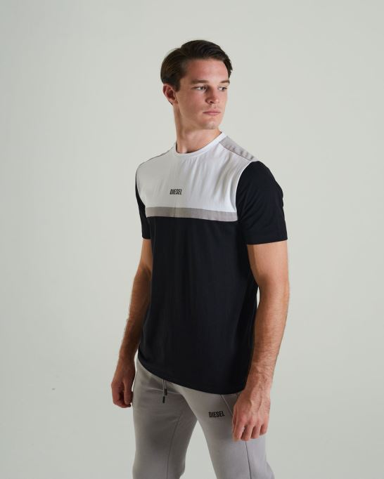 ドラコティーニューディーゼルブラック。