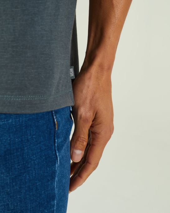 グリーン ロジャー ティー ヴェルディ グリーン ディーゼル