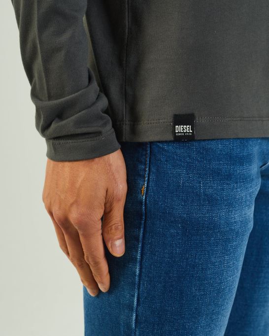 ベーシック スコット L/s ティー パイングリーン ディーゼルグリーン