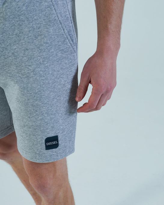 ディーゼル カルム ショート グレーマール