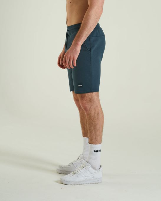 カルム ショート ディープ ロビン ディーゼル グリーン