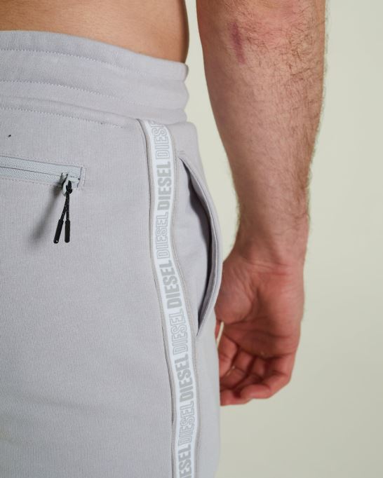 マキシマス ショート スプリーム ディーゼル グレー