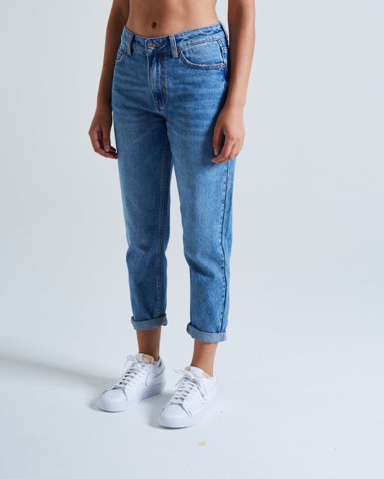 フローリー・ママ・ジャン・ディーゼル・ブルー