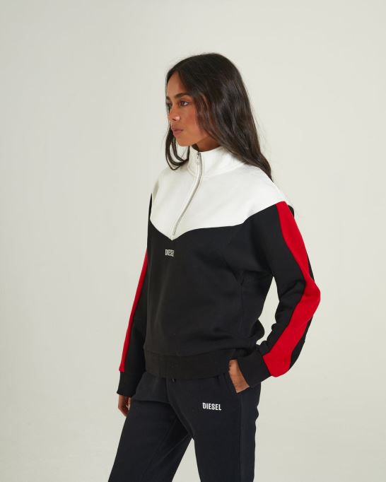 レッドディーゼルヘイデンハーフジップ