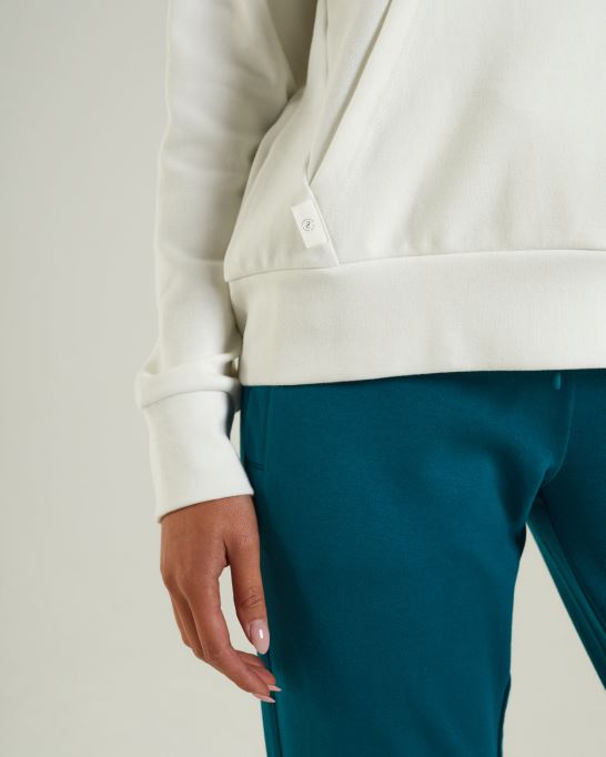 アイボリー ディーゼル マーゴ ボンネット ライト アイボリー