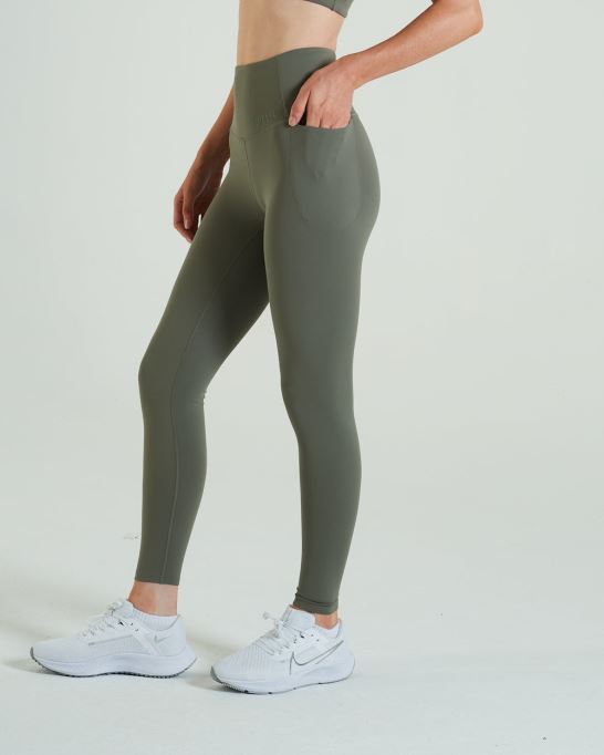 グリーン ディーゼル アイコン アクティブ パンツ オリーブ グリーン