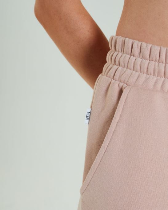 レガシー・ジョガー ダスティピンク ディーゼル