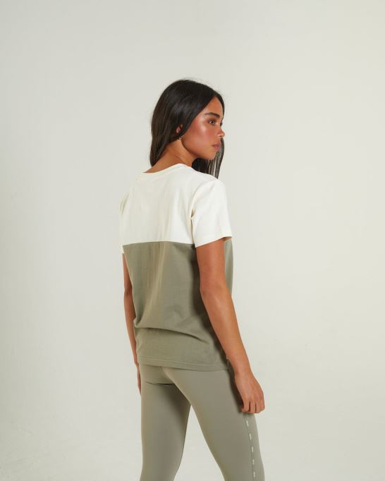 砂のようなtシャツ ダスティ セージ ディーゼルグリーン