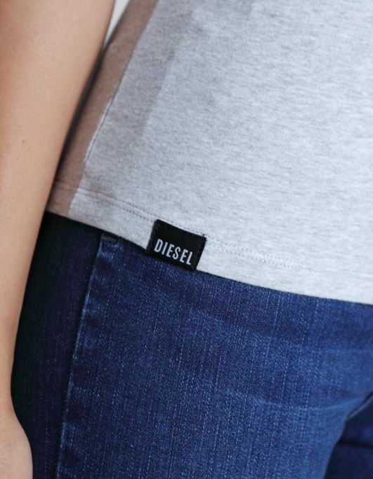 ライトグレー ディーゼル クララ Vネック ベーシック ペブル