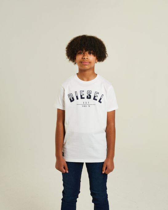 ジョシュアティー ディーゼルレッド