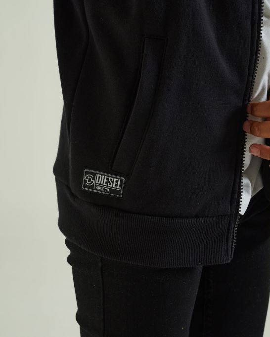 ディーゼル ラーキン ジップスルー ブラック レッド