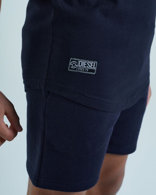 ディーゼル コビー ティー ネイビー