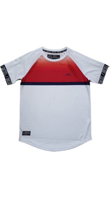 ディーゼルタイラーレッドティー