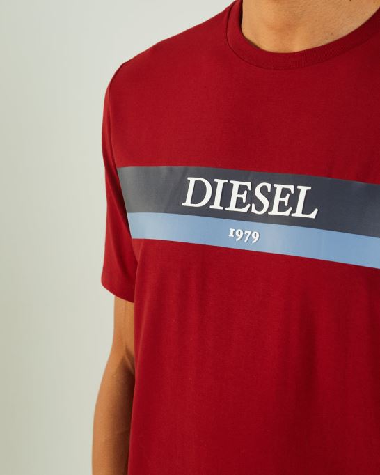 ネイビー ホイット ティー レッド ダリア ディーゼル