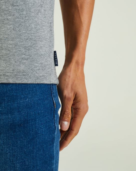 ディーゼルファブリックシオ ティーグレー マールホワイト