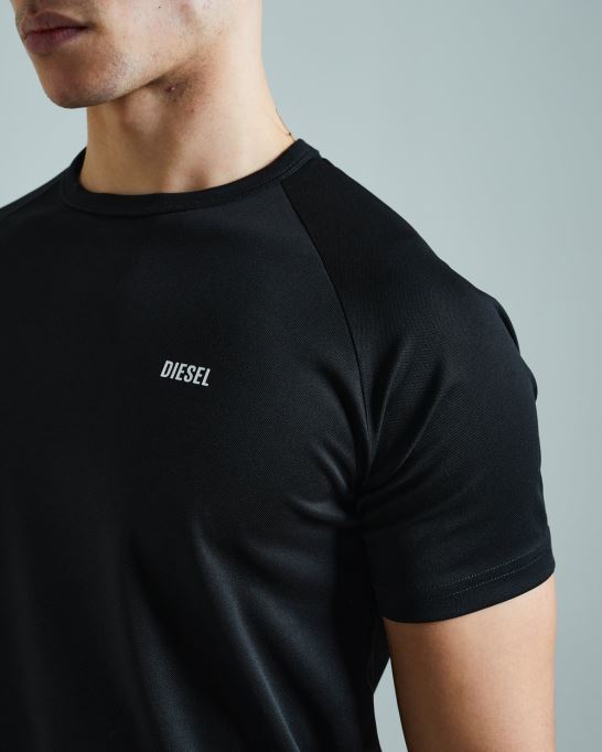 ディーゼル Aaro ティー ニュー ブラック レッド