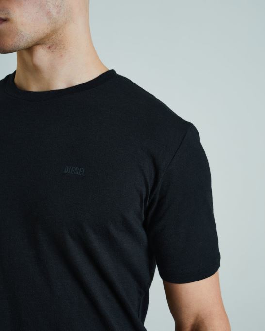 ディーゼル サノス ティー ニュー ブラック イエロー