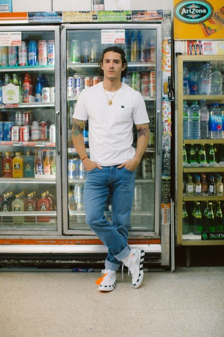 ベーシック ブレット ポケット ティー オプティック ディーゼル ブラック